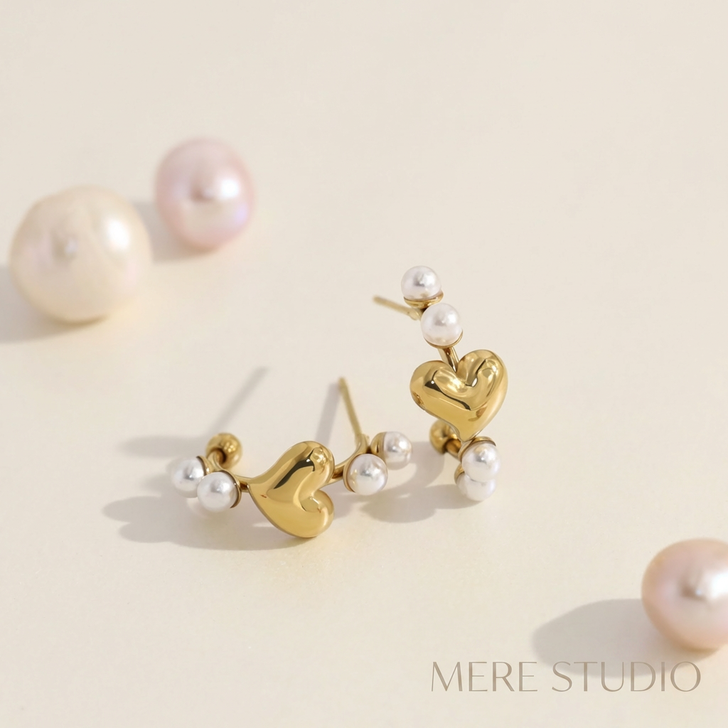 THE FRENCH SONNET HEART & PEARL HOOPS