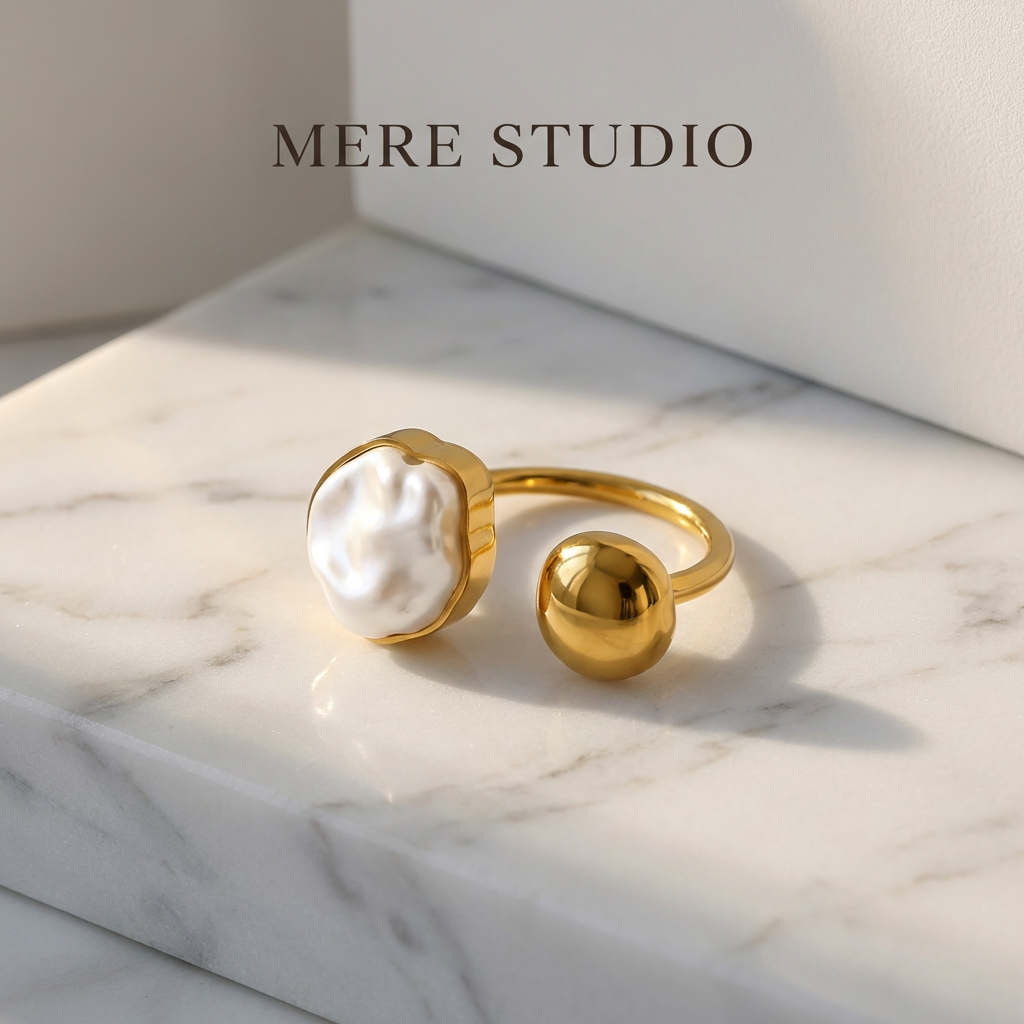 THE BAROQUE ECHO PEARL RING