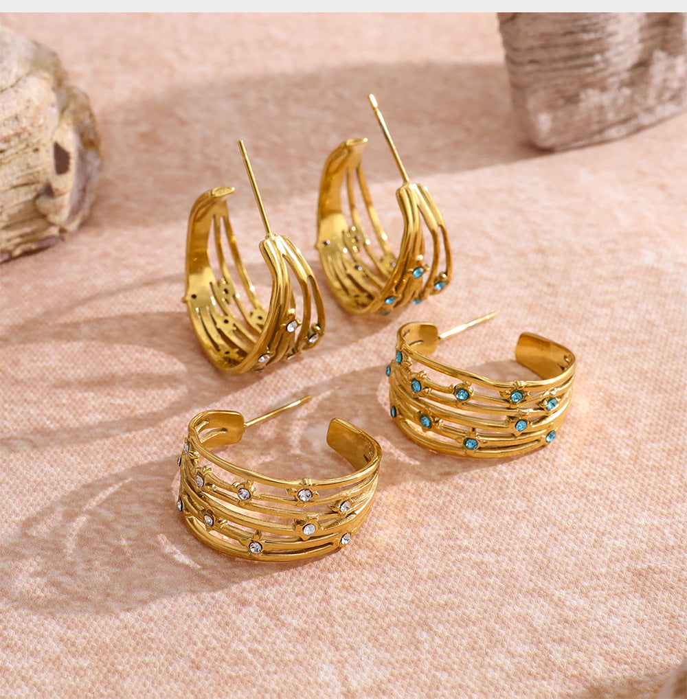 THE FRENCH GLISSADE PAVÉ HOOPS