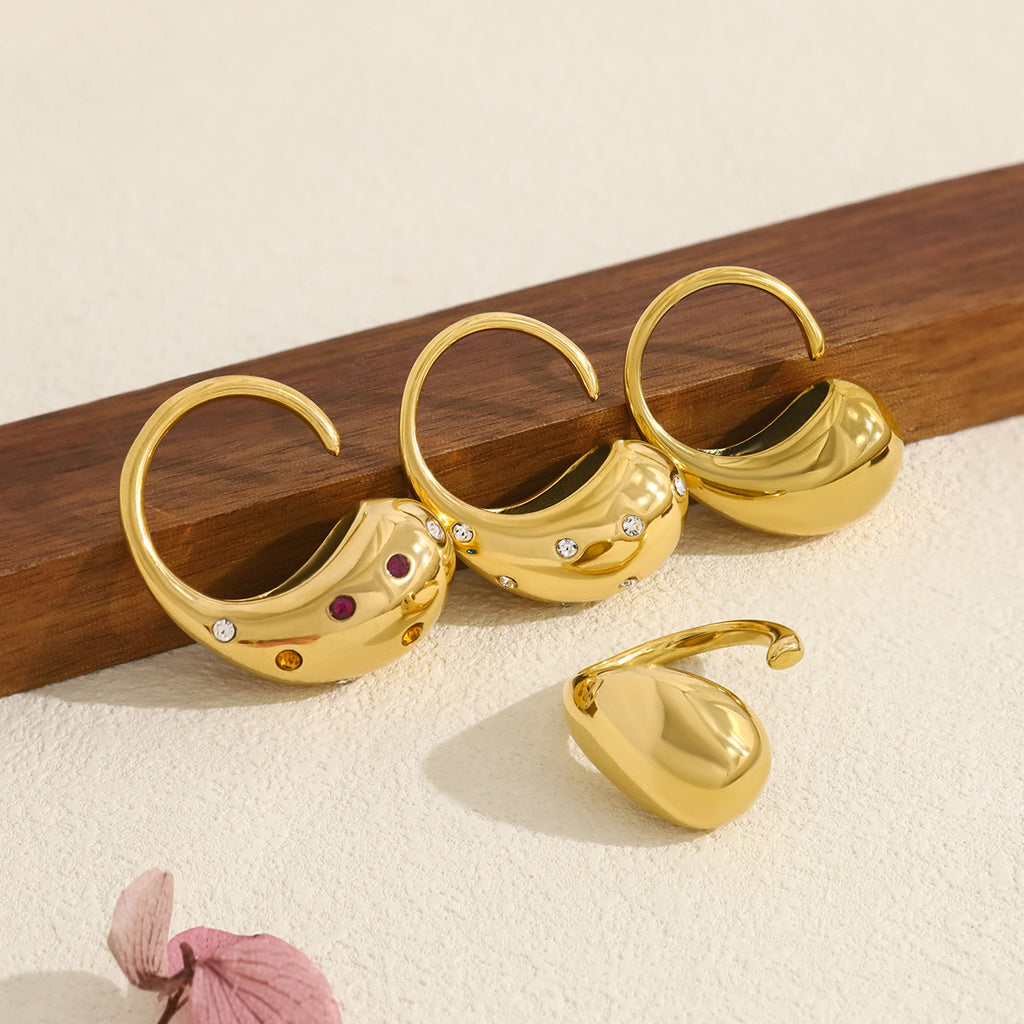THE PRISM DEWDROP STATEMENT RING