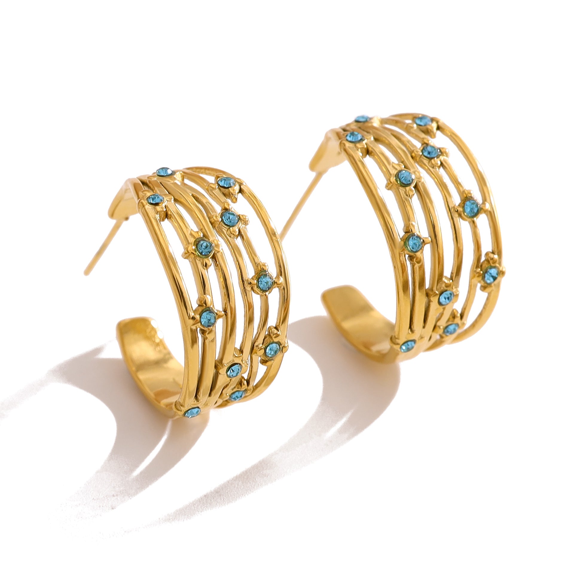 THE FRENCH GLISSADE PAVÉ HOOPS