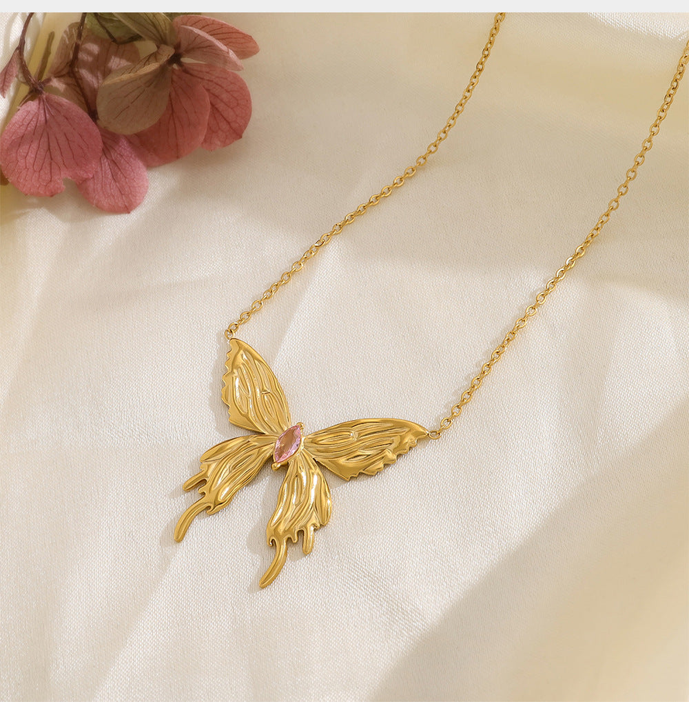THE PAPILLON MIRAGE PENDANT