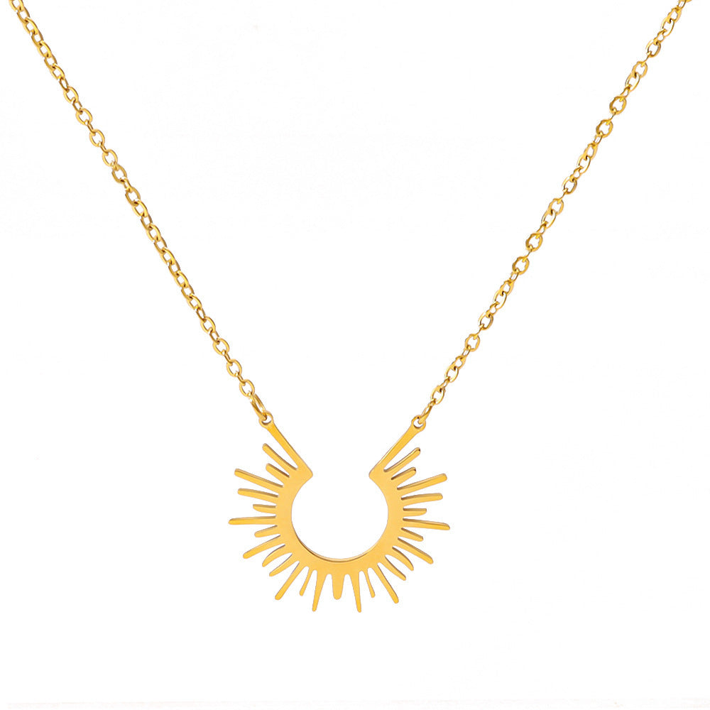 THE SOLEIL IMPRESSION MEDALLION NECKLACE