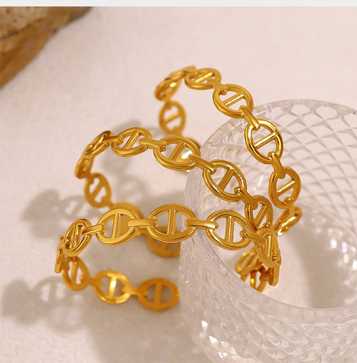 THE ARCH LINK CUFF BRACELET