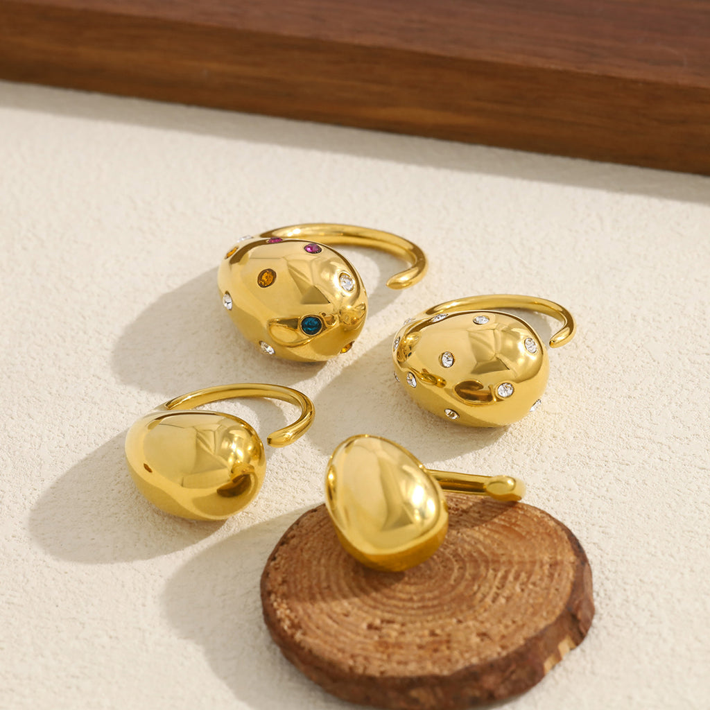 THE PRISM DEWDROP STATEMENT RING